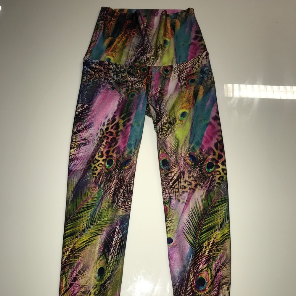 Emily Hsu Peacock Cropped Leggings